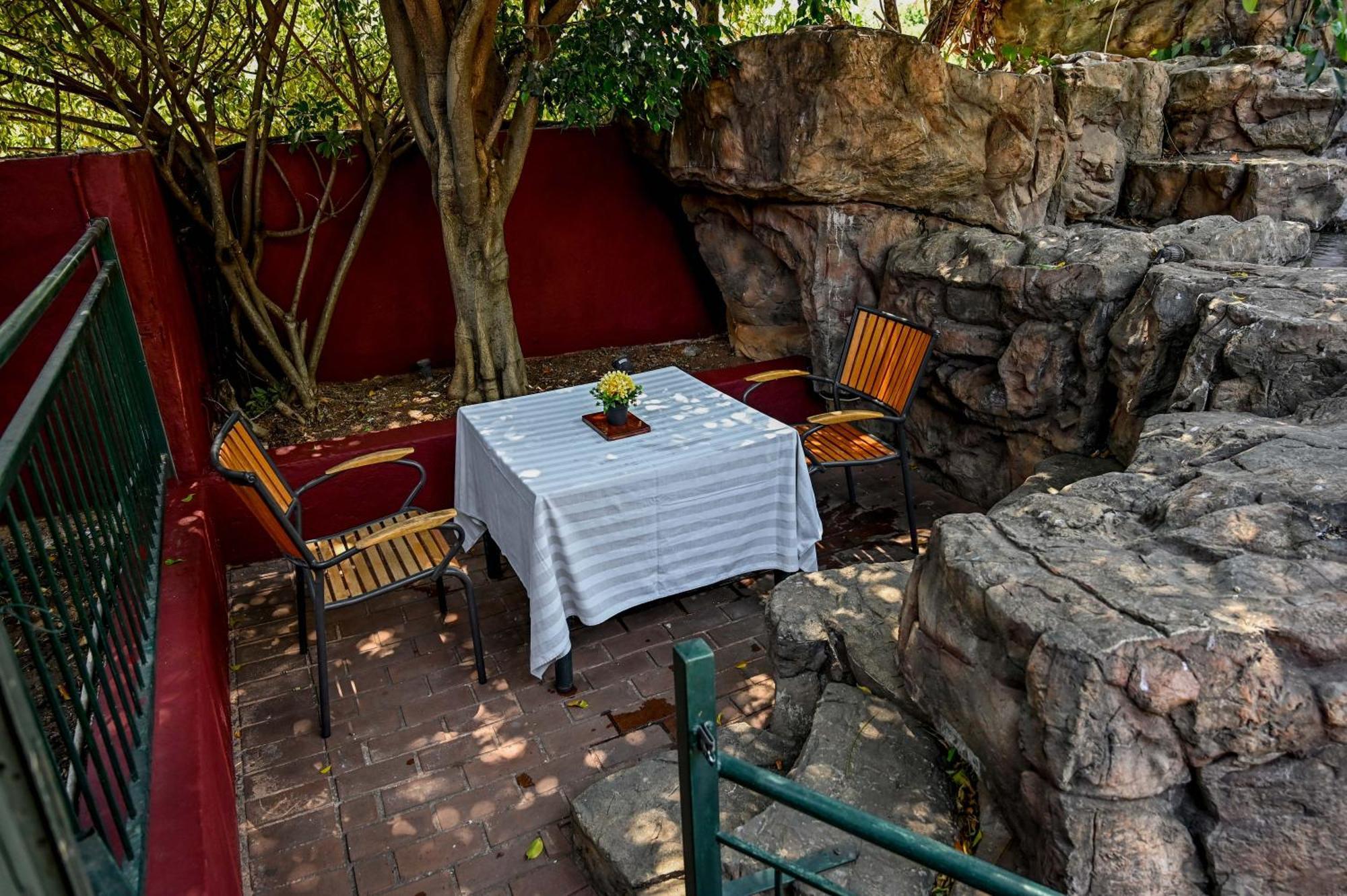 Tudor Lodge Guest House Johannesburg Eksteriør bilde